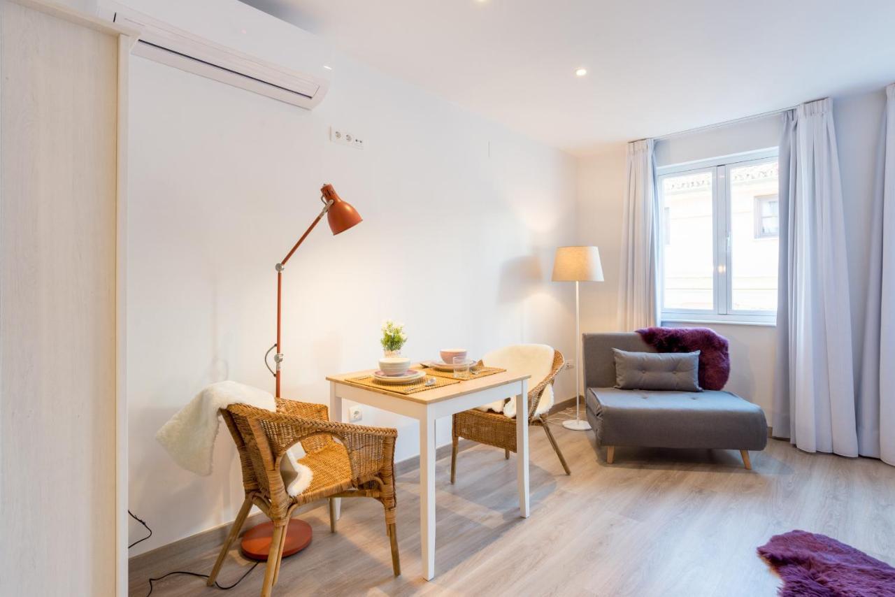 شقة مالقة  في Sharingco Atarazanas Premium Loft VII المظهر الخارجي الصورة
